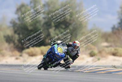 media/Nov-01-2025-CVMA (Sat) [[fc0f7531b8]]/Race 4-500-400-350 Supersport/